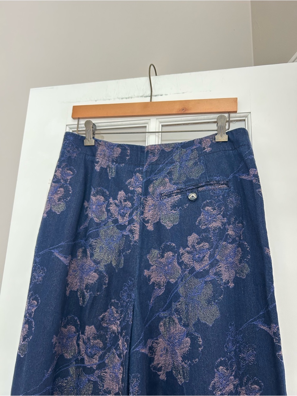 NWT Anthropologie Pilcro Ultra High Rise Wide Leg Jean Pants Shimmer Floral 30 - Picture 10 of 16